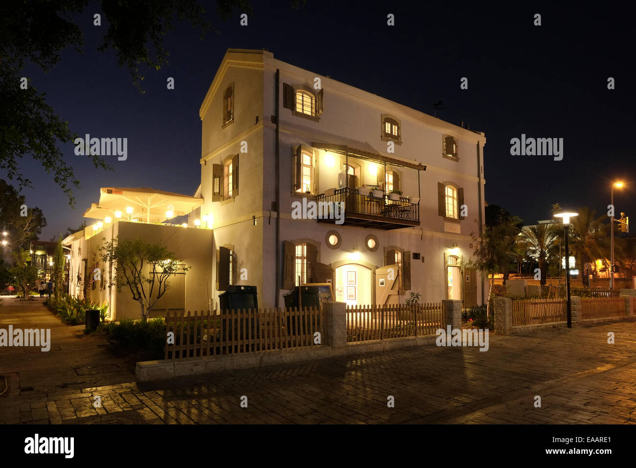 Una restaurata casa dei Templari in Sarona un ex colonia stabilito dal tedesco Templari nel 1871 ora composto di intrattenimento a Tel Aviv Foto Stock