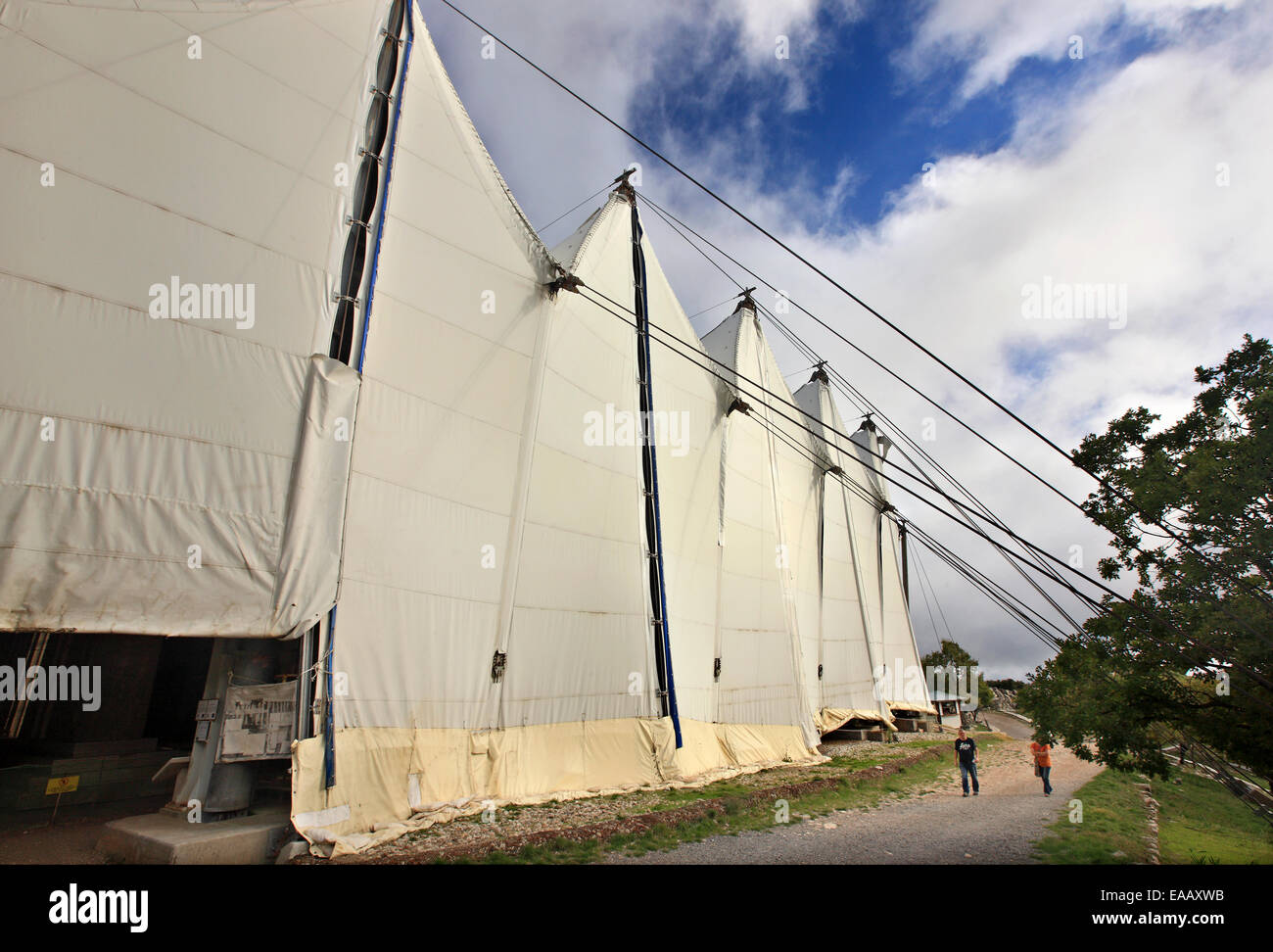 La tenda che copre il tempio di Apollo Epicuro coperto da una tenda protettiva a Vasses, Peloponneso, Grecia Foto Stock