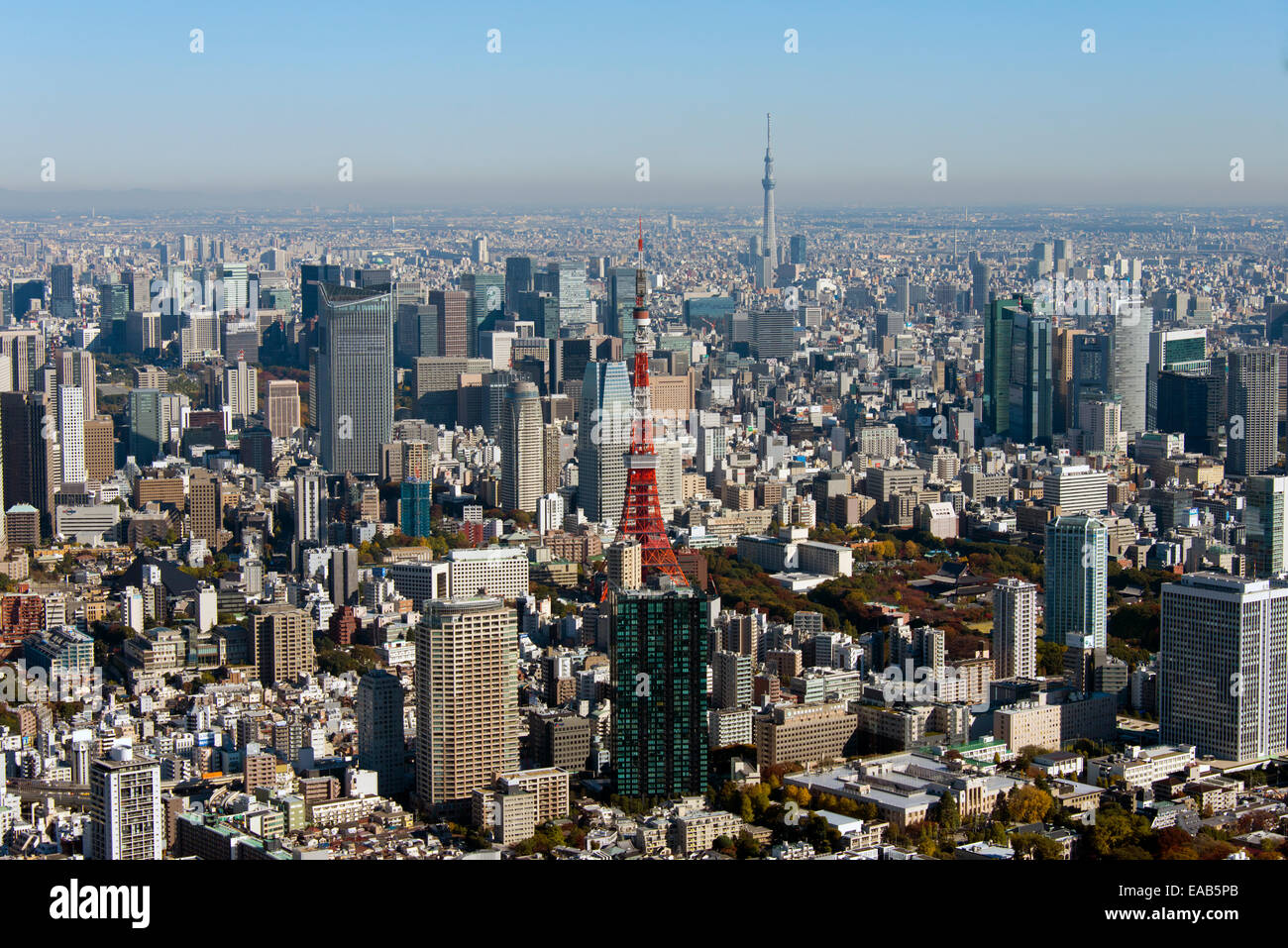 La Tokyo Tower e il Tokyo Sky tree vista aerea Foto Stock