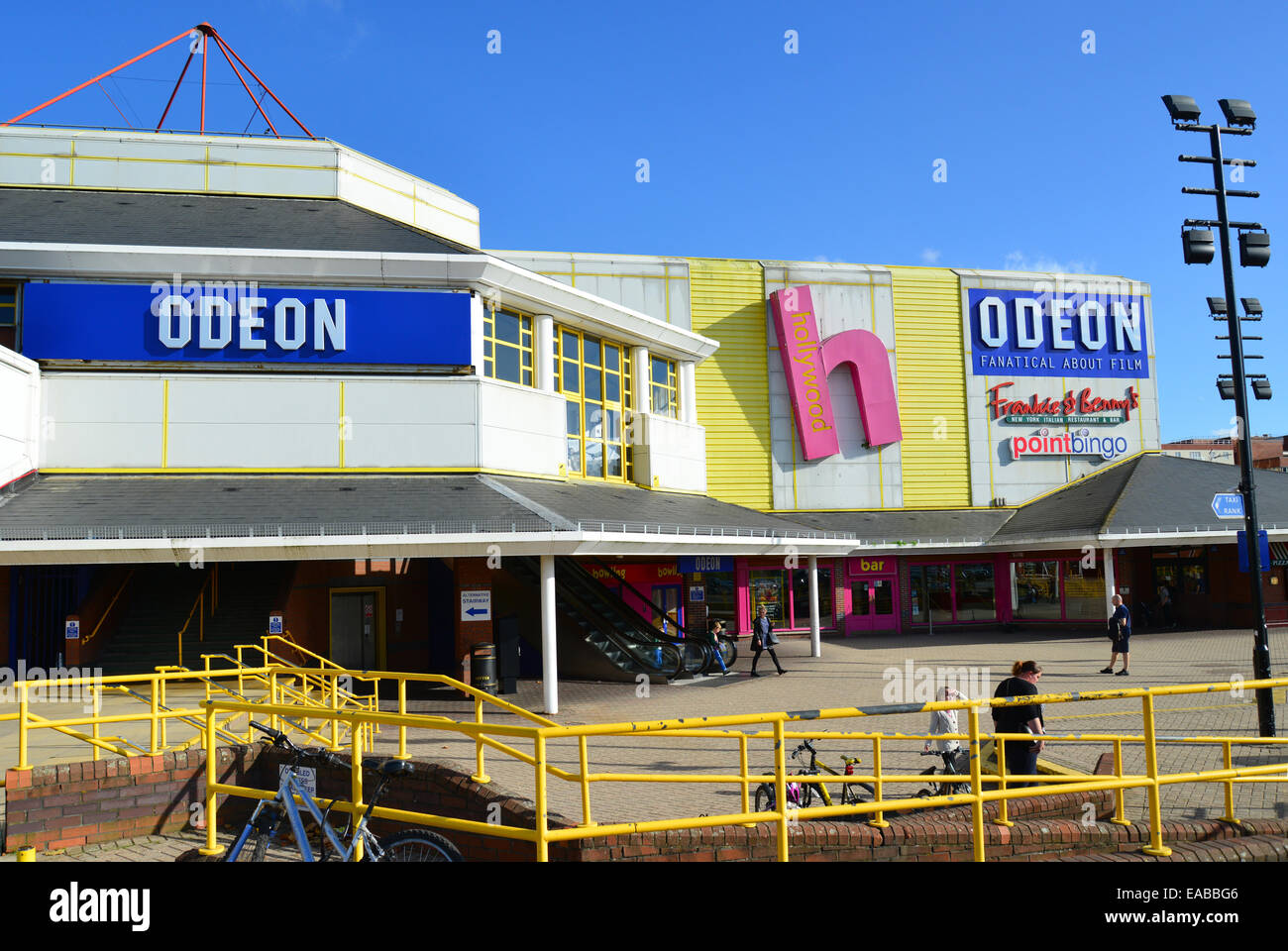 Cinema Odeon di Bracknell, il punto, Skimped Hill Lane, Bracknell, Berkshire, Inghilterra, Regno Unito Foto Stock