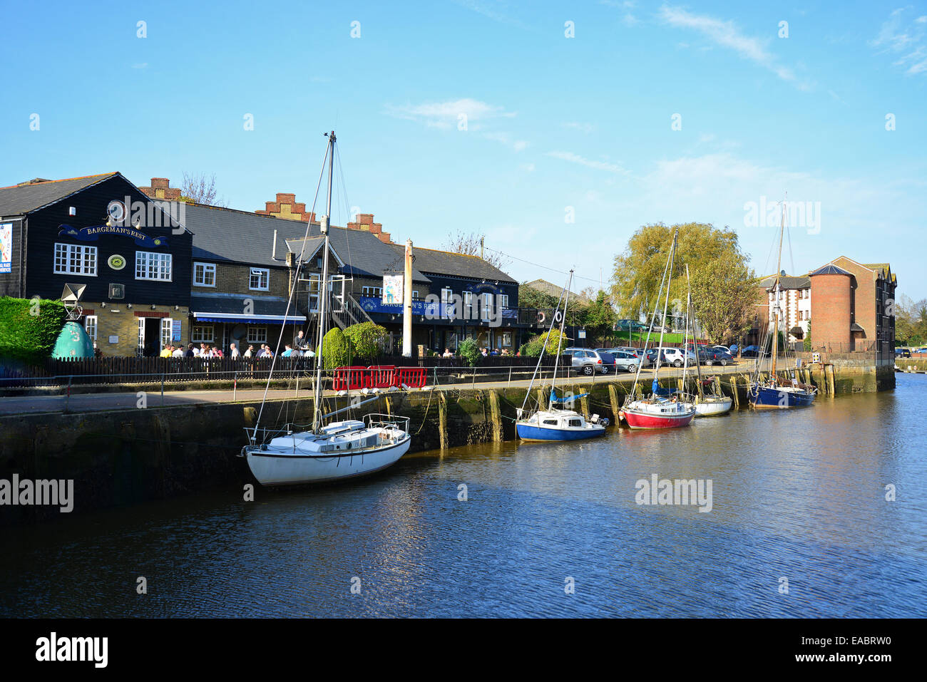 Il resto Bargemans Pub, poco London Quay, Fiume Medina, Newtown, Isle of Wight, England, Regno Unito Foto Stock