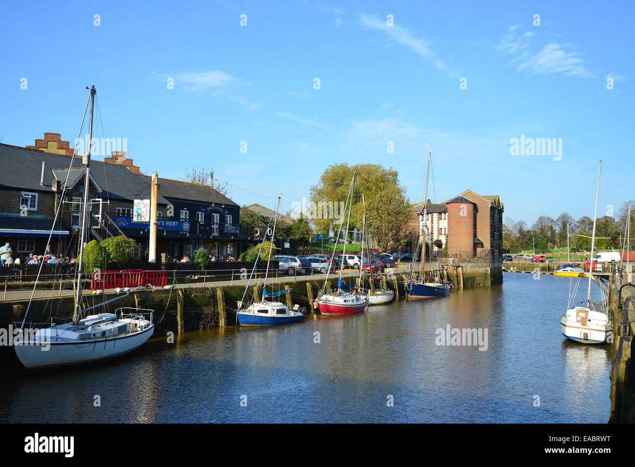 Il resto Bargemans Pub, poco London Quay, Fiume Medina, Newtown, Isle of Wight, England, Regno Unito Foto Stock
