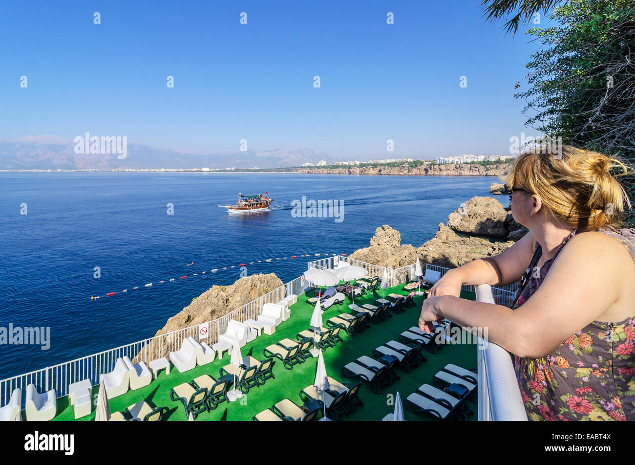 Turchia Medio Oriente Antalya Kaleici vista dall'hotel e i suoi servizi al porto Foto Stock