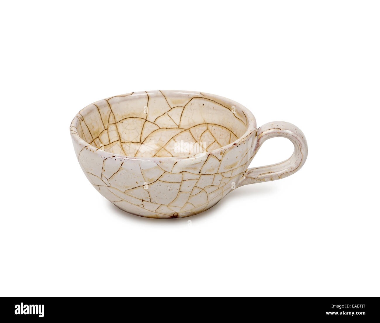 Svuotare il tè o il caffè tazza isolata su sfondo bianco, studio shot Foto Stock