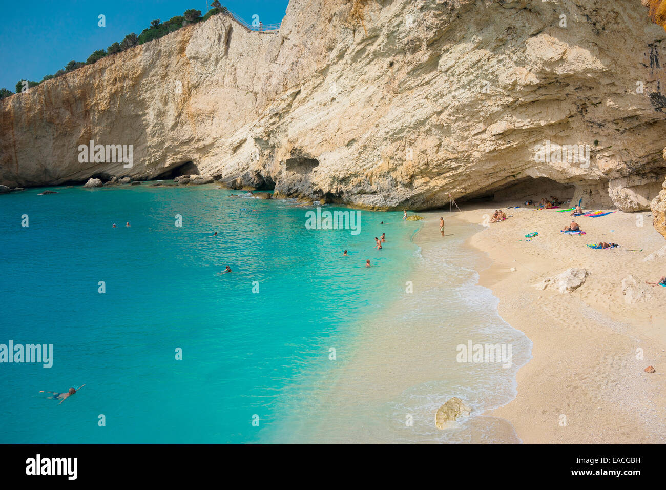 Porto Katsiki (Πόρτο Κατσίκι 'porta di capra") sul Mare Ionio isola di  Lefkada è una spiaggia Foto stock - Alamy
