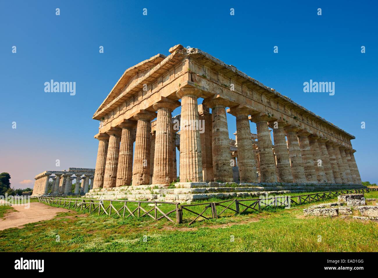 Gli antichi greci dorico tempio di Hera, 460-450 A.C. paestum sito archeologico, Paestum Capaccio, campania, Italia Foto Stock