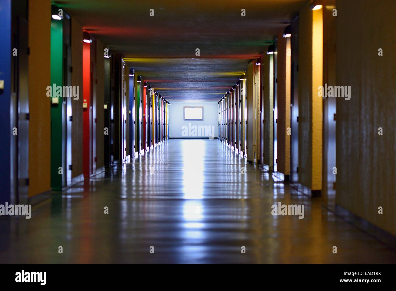 Unité d'Habitation, unità di alloggiamento, progettato dall'architetto Le Corbusier, Firminy, Rhône-Alpes, in Francia Foto Stock