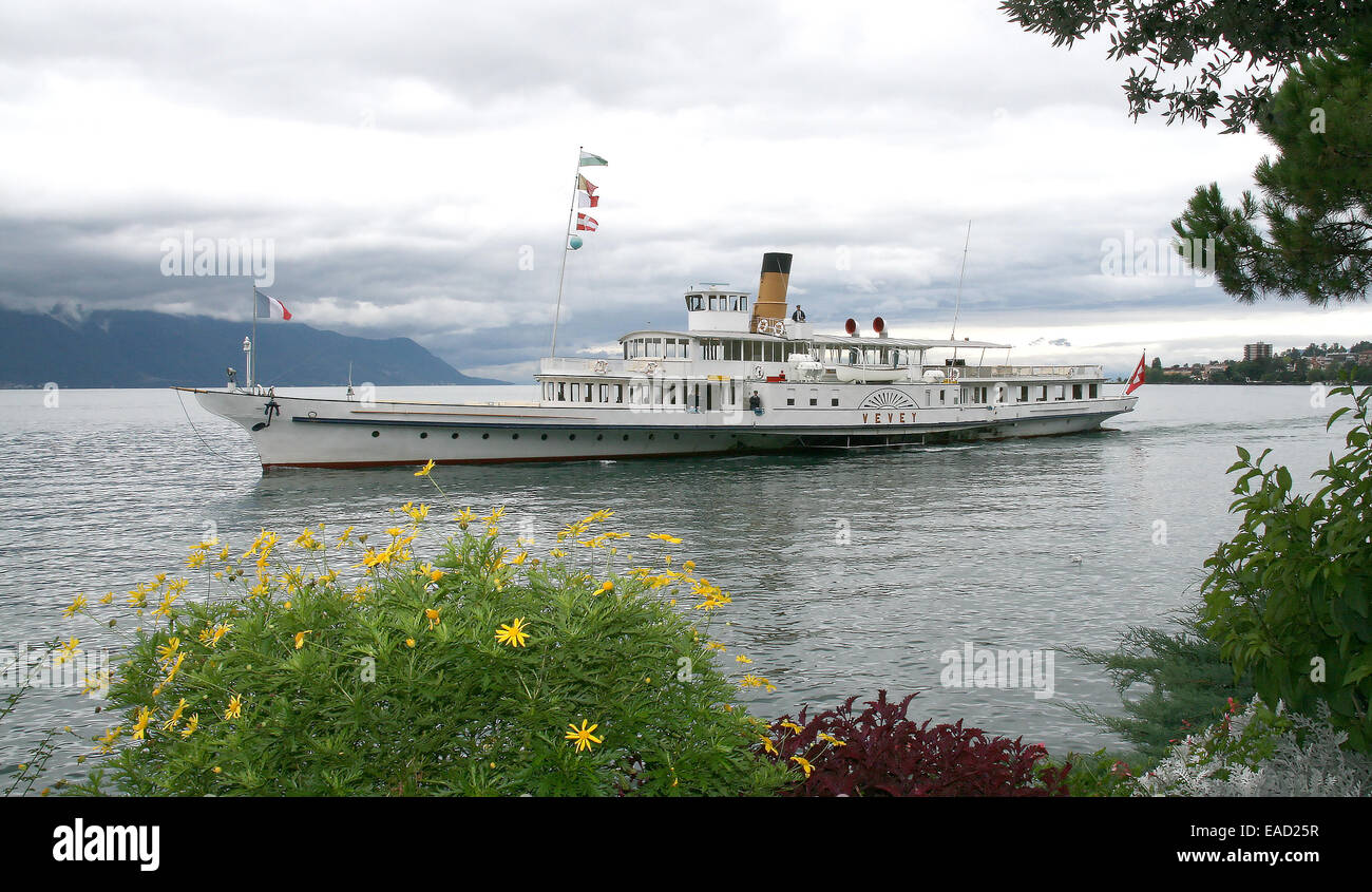 SS Vevey viaggiando tra Vevey e Montreux Foto Stock