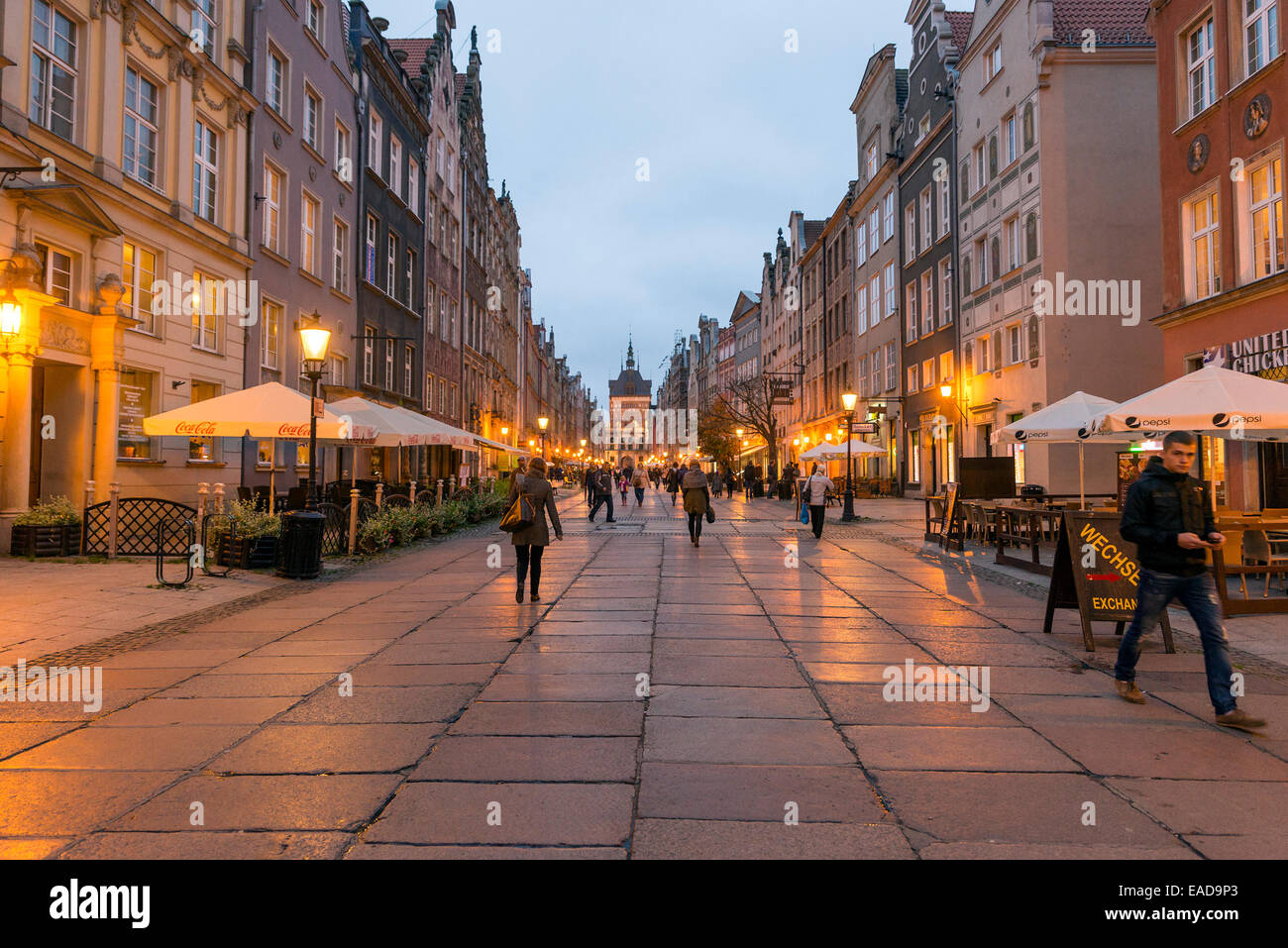 GDANSK, Polonia - 22 ottobre 2014: Golden Gate nella città vecchia di notte, Gdansk, Polonia Foto Stock