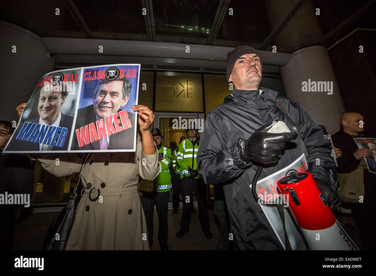 Londra, Regno Unito. Xii Nov, 2014. Guerra di classe "poveri" porta la segregazione protesta continua 2014 Credit: Guy Corbishley/Alamy Live News Foto Stock