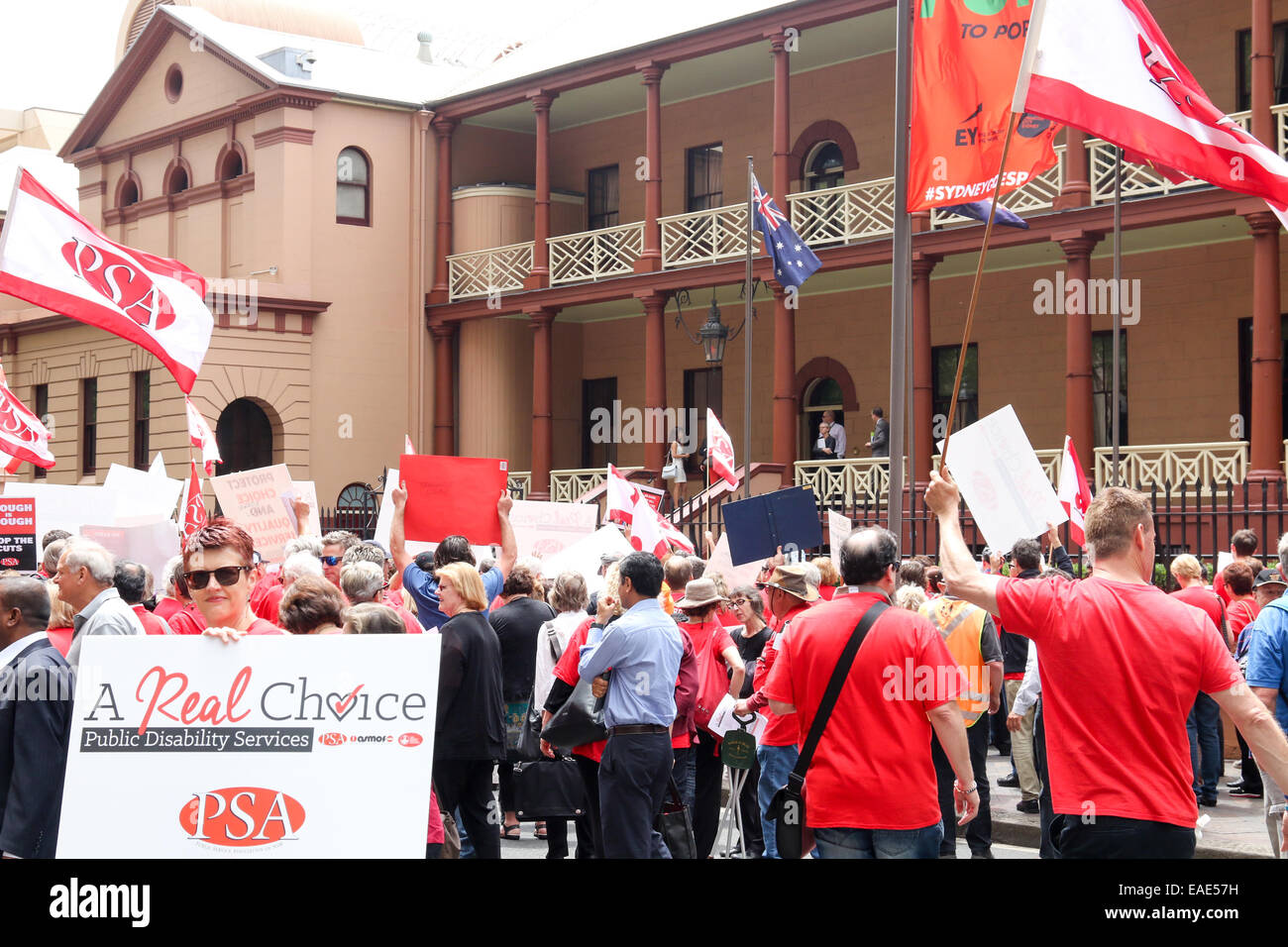 Sydney, Australia. Xiii Nov, 2014. Il servizio pubblico di associazione nel Nuovo Galles del Sud è preoccupato per la perdita di posti di lavoro e per la vendita dei beni dello stato su proposte di privatizzare lo stato di disabilità servizi entro il 2018. Credito: martin berry/Alamy Live News Foto Stock