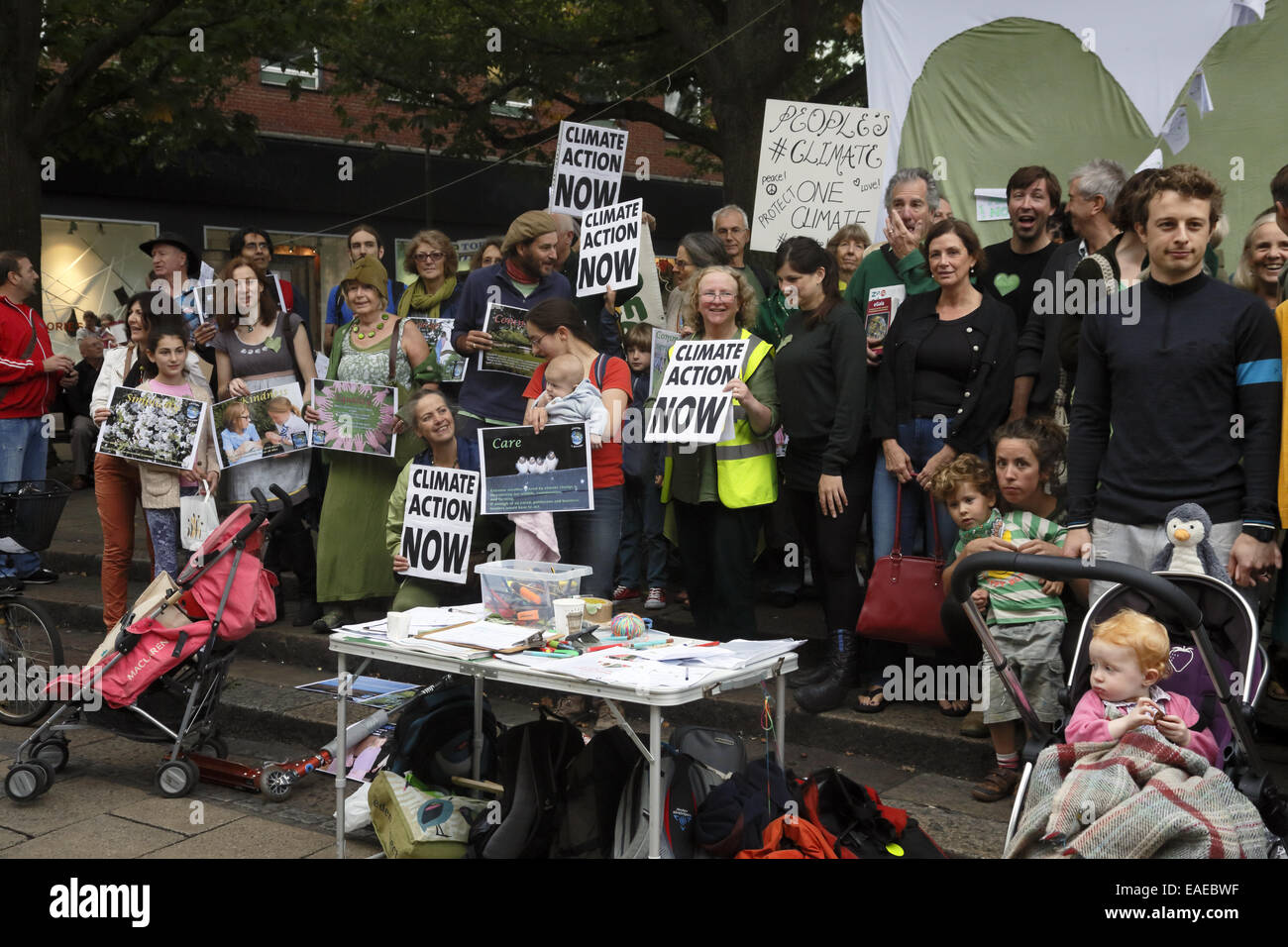 Persone di dimostrazione del clima Norwich, Regno Unito, 20 settembre 2014. Foto Stock