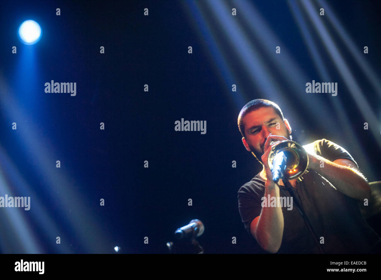 Ibrahim Maalouf un trombettista French-Lebanese e e la sua band eseguita dal vivo al diciottesimo Jazz Fest a Sarajevo nel 2014. Foto Stock