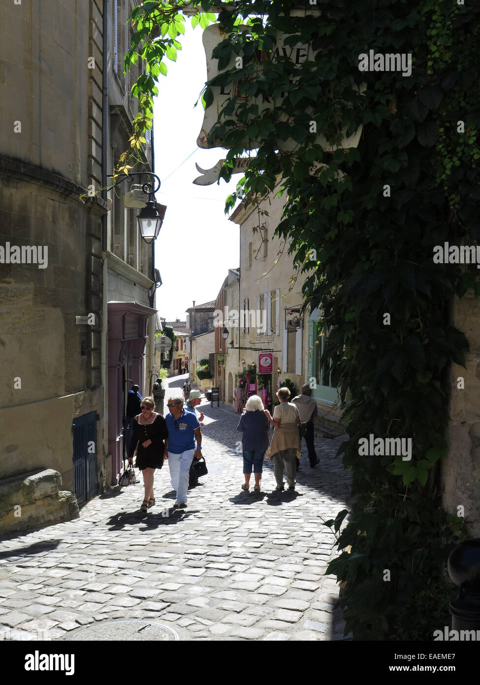 Rue de la petite Fontaine a St Emilion, Bordeaux, Francia Foto Stock