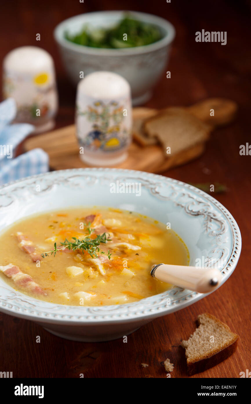 Il segnale di PEA e zuppa di lenticchie Foto Stock