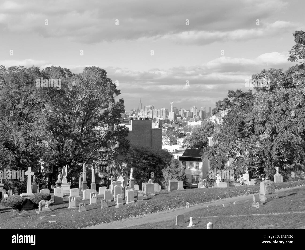 Vista di Manhattan dal cimitero Green-Wood, Brooklyn Foto Stock