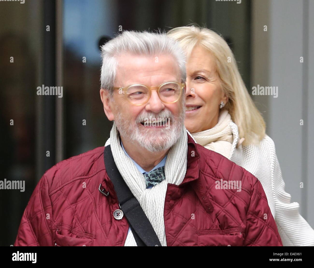 James Galway e sua moglie, la signora Jeanne Galway alla BBC Broadcasting House offre: James Galway,Lady Jeanne Galway dove: Londra, Regno Unito quando: 11 Maggio 2014 Foto Stock