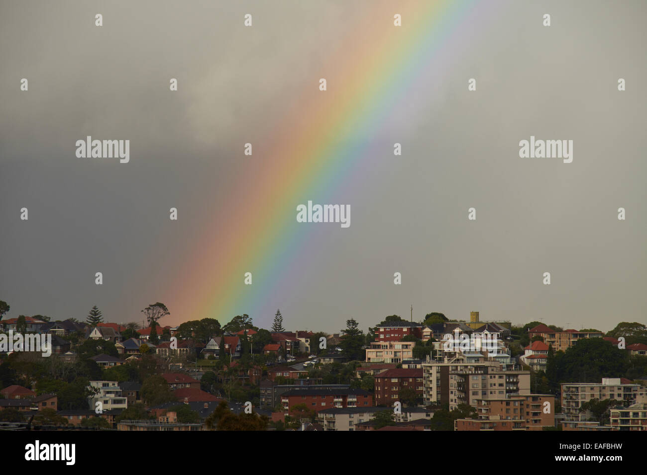 Rainbow sull'est di Sydney Foto Stock