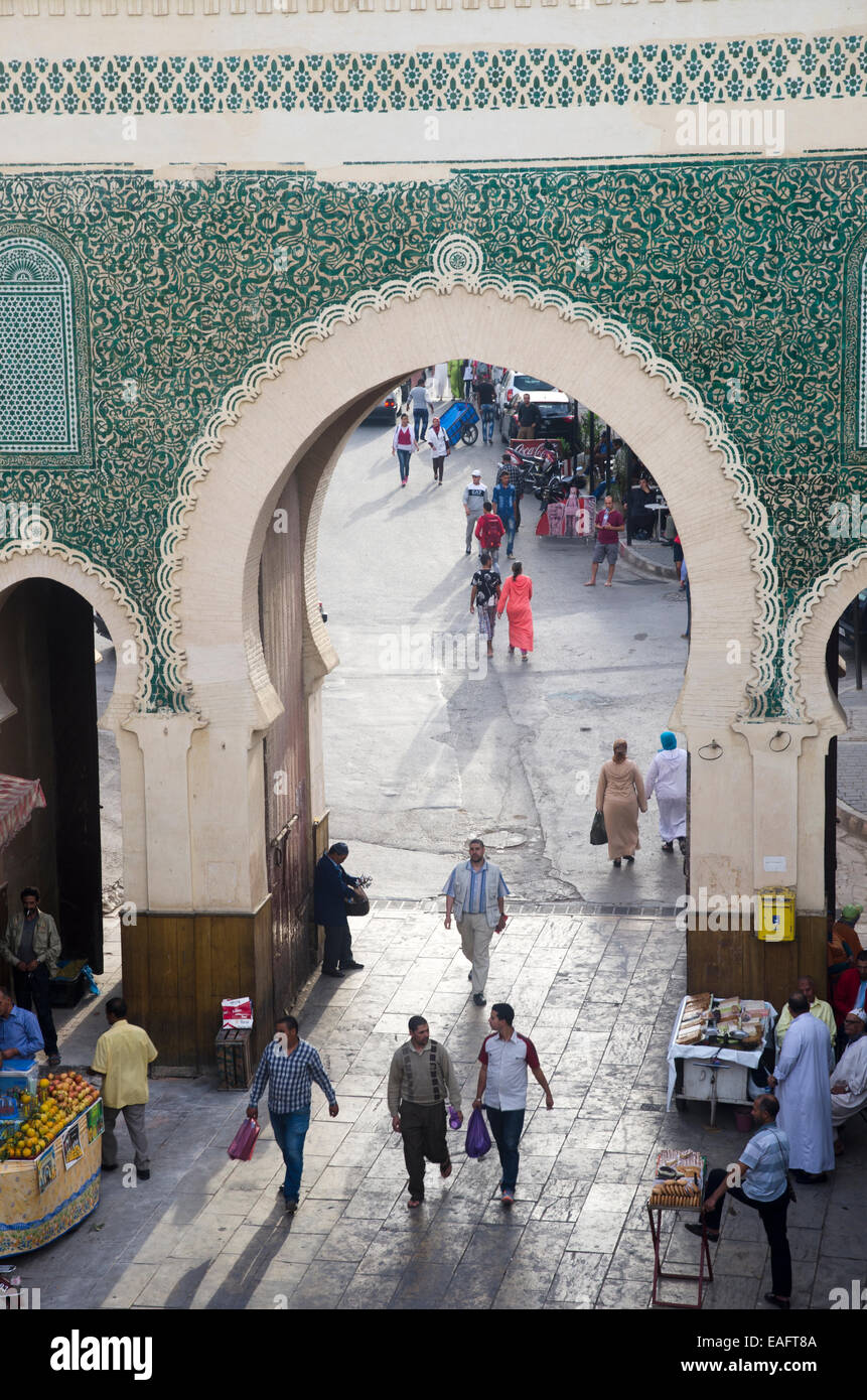 Bab Bou Jeloud, Fes Medina, Marocco Foto Stock