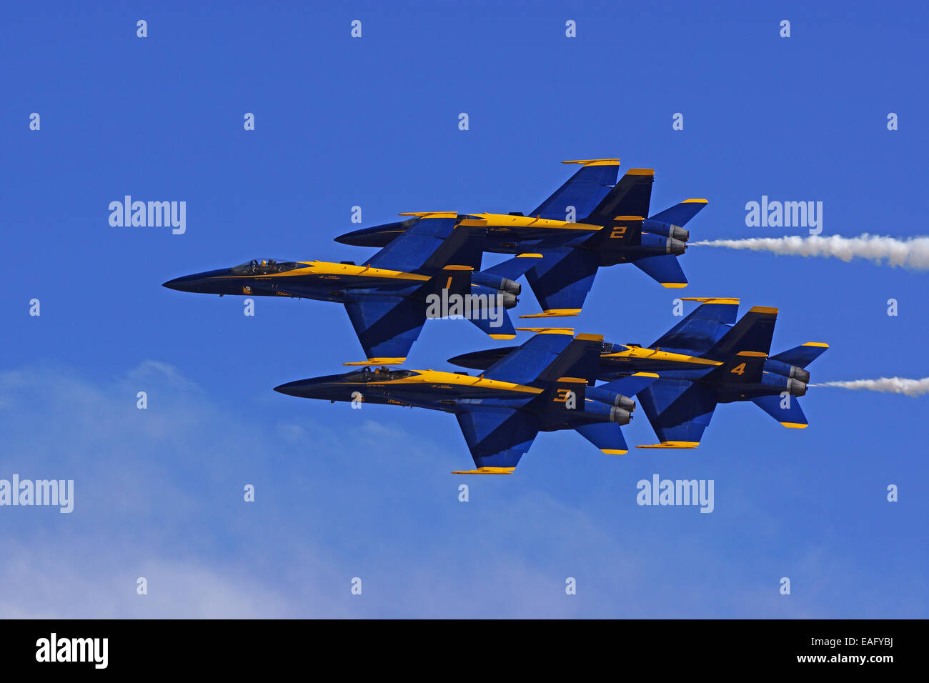 Angeli Blu Navy US Dimostrazione di volo squadrone aereo esegue a 2014 Miramar Air Show Foto Stock