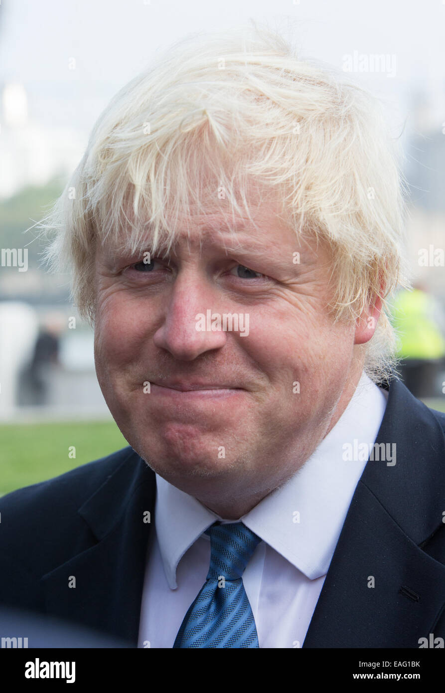 Boris Johnson,sindaco di Londra, al di fuori del Municipio di Londra Foto Stock