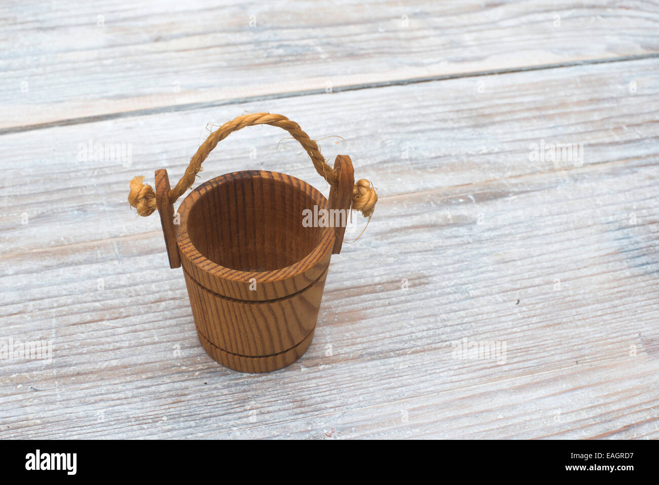 Vintage brocca in legno di acqua Foto Stock