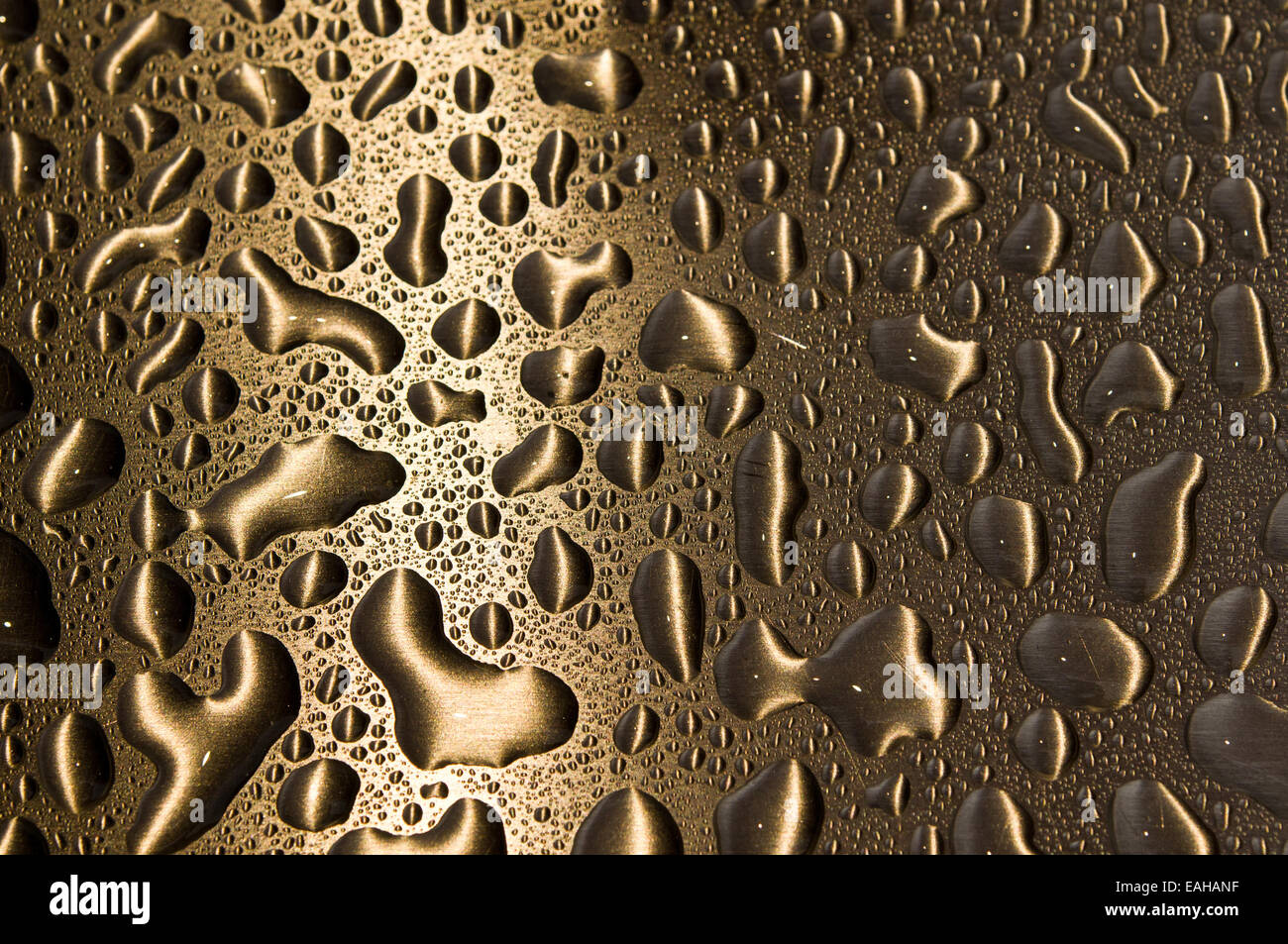 Gocce d'acqua sulla ancora. Bacground astratto Foto Stock