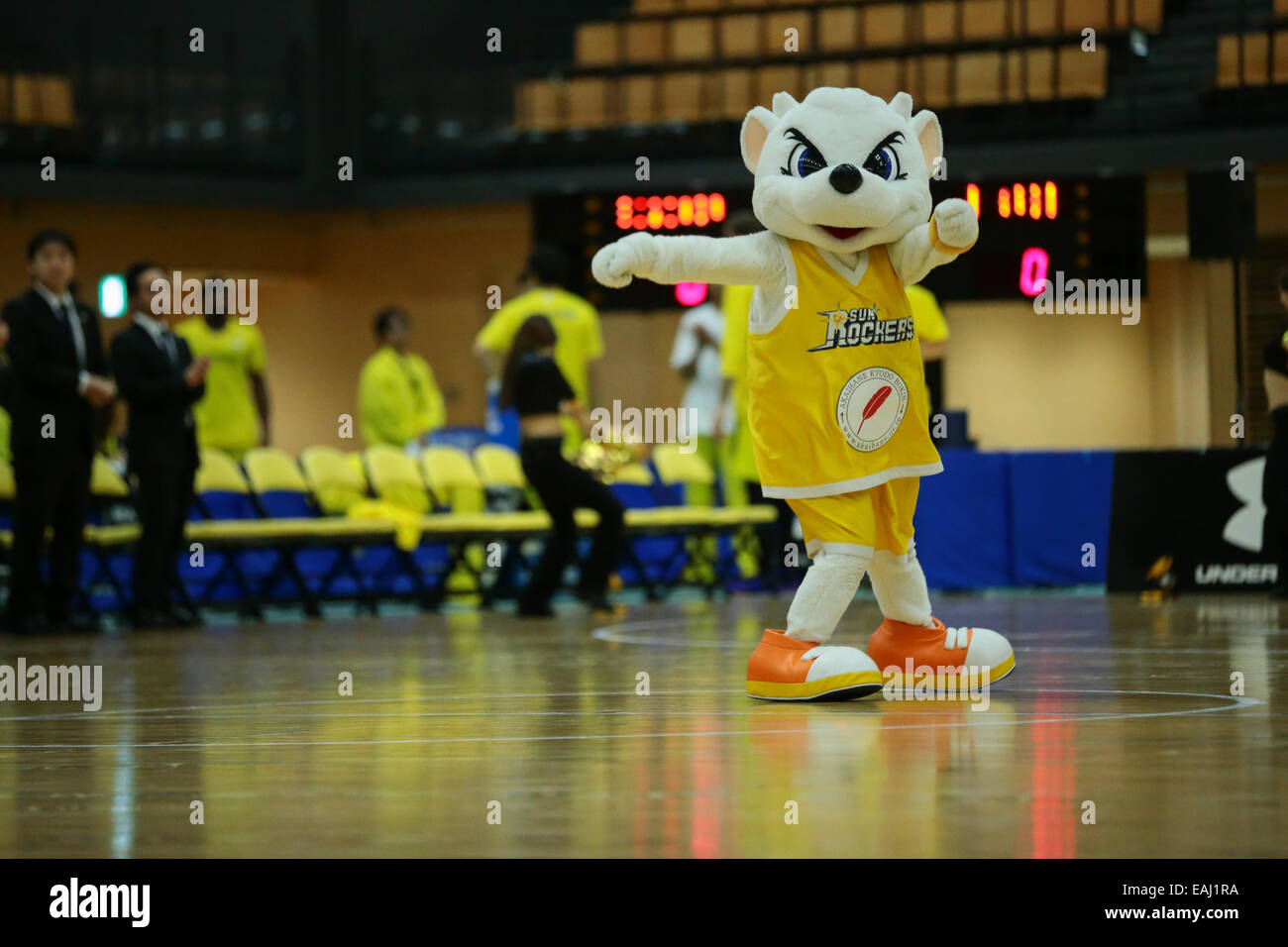 Arena Esforta Hachioji, Tokyo, Giappone. Xv Nov, 2014. Sundy (Sunrockers), 15 novembre 2014 - Basket : National Basketball League 'NBL' 2014-2015 match tra Hitachi Sunrockers Tokyo 73-57 Levanga Hokkaido a Esforta Arena Hachioji, Tokyo, Giappone. © AFLO SPORT/Alamy Live News Foto Stock