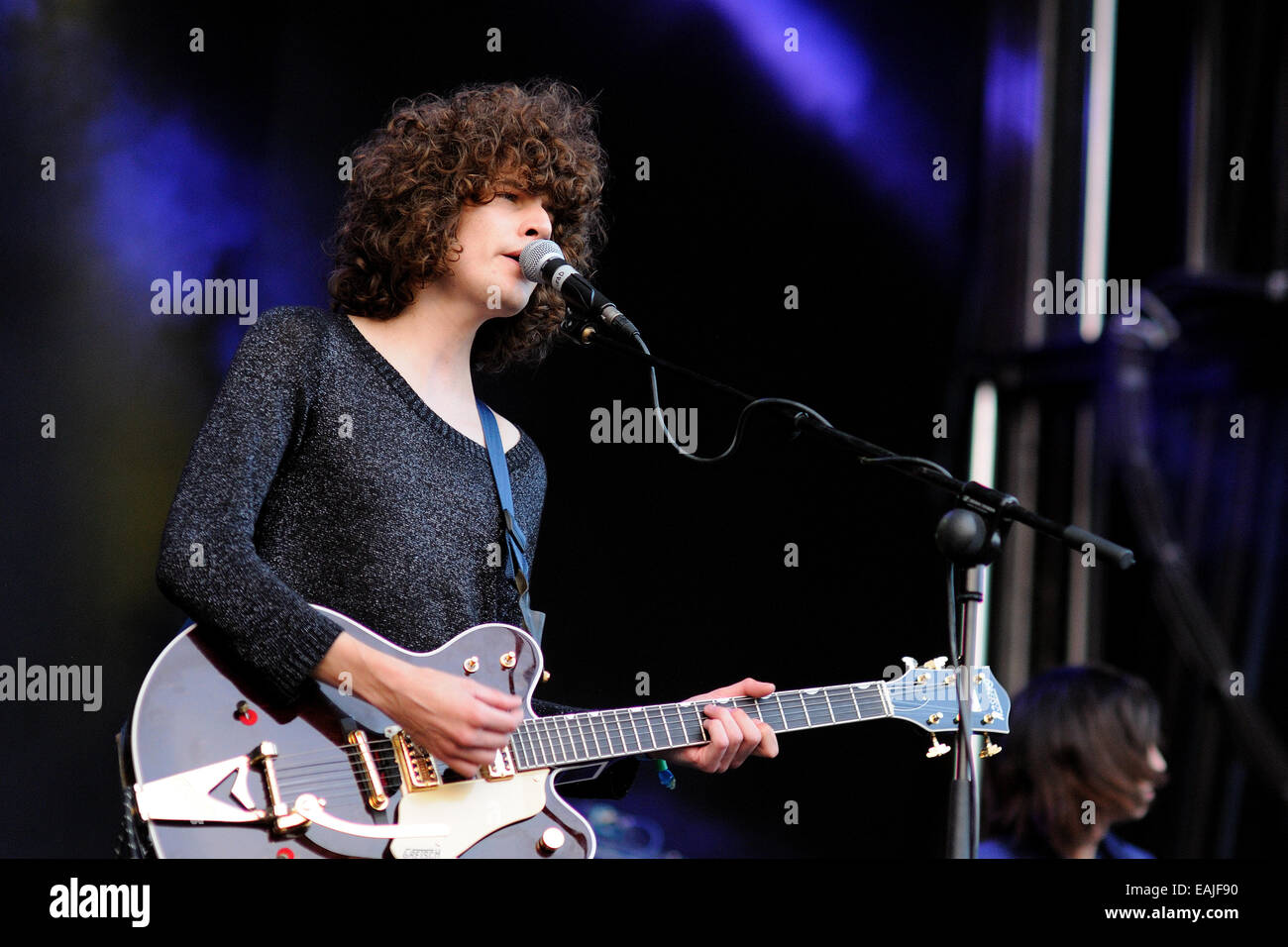 BENICASIM, Spagna - 18 Luglio: James Bagshaw, cantante e chitarrista dei templi di banda, al loro concerto presso FIB. Foto Stock