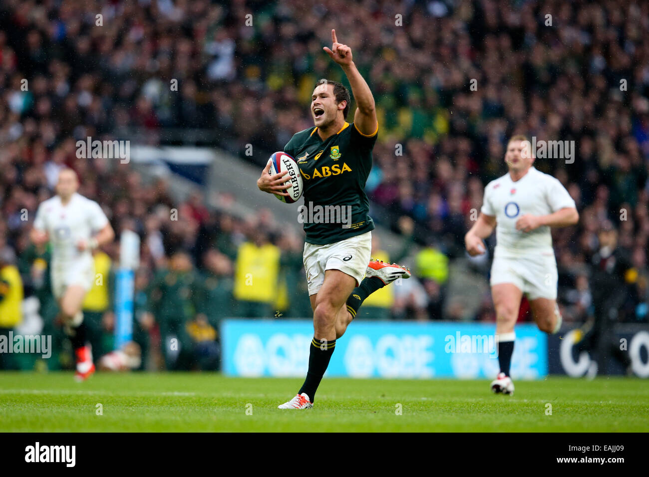 Londra, Regno Unito. Xv Nov, 2014. Sud Africa Jan Serfontein rigature al suo fianco il primo try - Autunno QBE intenzionali - Inghilterra vs Sud Africa - Twickenham Stadium - Londra - 15/11/2014 - Pic Charlie Forgham-Bailey/Sportimage. © csm/Alamy Live News Foto Stock