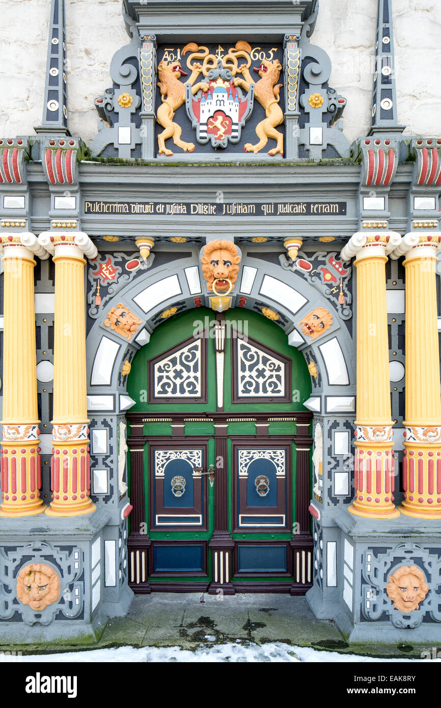 Municipio di Weser stile rinascimentale, magnifico portale, Hannoversch Münden, Bassa Sassonia, Germania Foto Stock