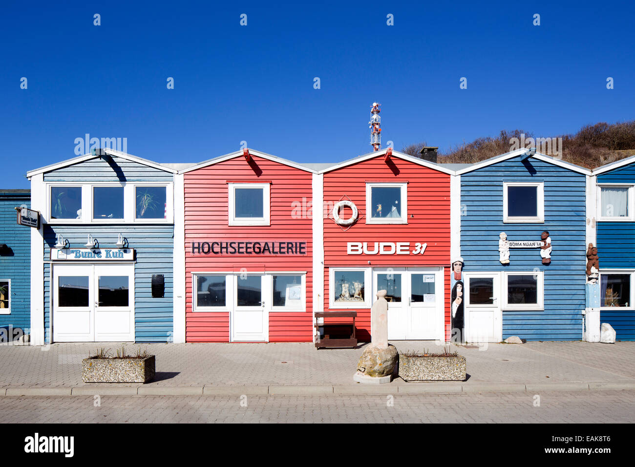 Repliche della storica baracche di aragosta, originariamente case di pescatori e workshop, Isola di Helgoland, Schleswig-Holstein, Germania Foto Stock