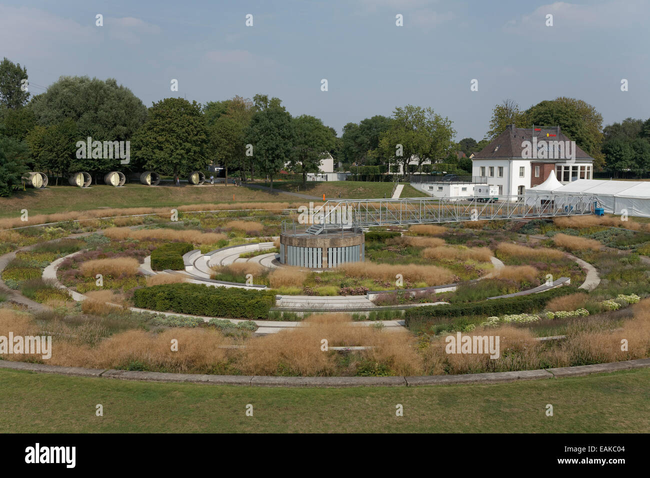 Piantate chiarificatori, BernePark, ex impianto di trattamento delle acque reflue sull'Emscher River, Itinerario del Patrimonio Industriale, Bottrop Foto Stock