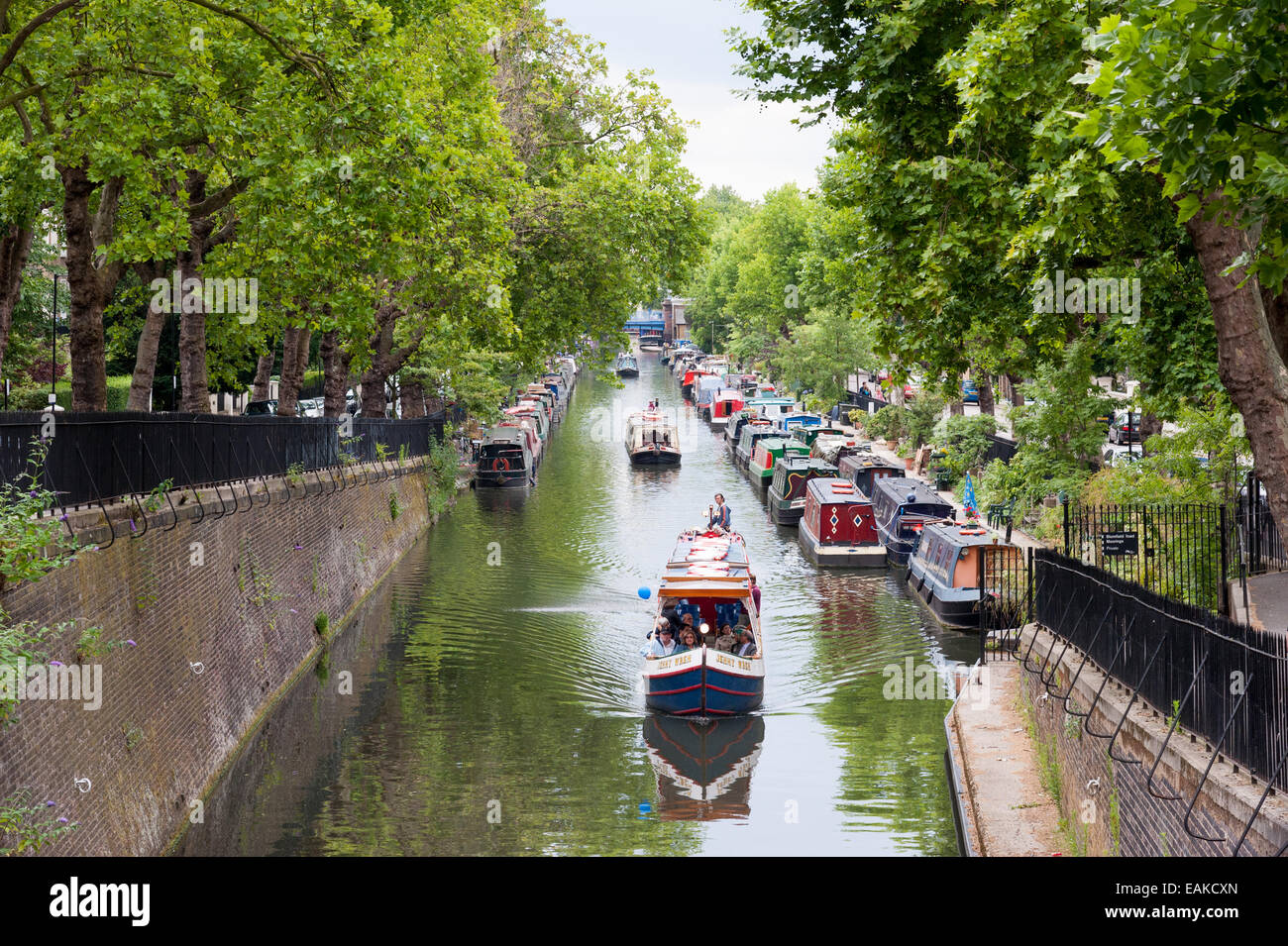 La piccola Venezia sul Regent's Canal, London, England, Regno Unito Foto Stock