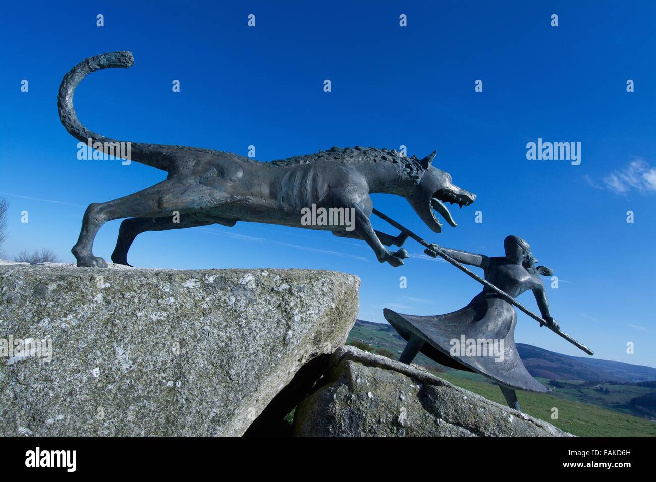 Un monumento della bestia di Gevaudan, villaggio di Auvers, Gévaudan, Margeride mountain, Haute Loire, Auvergne Francia, Europa Foto Stock