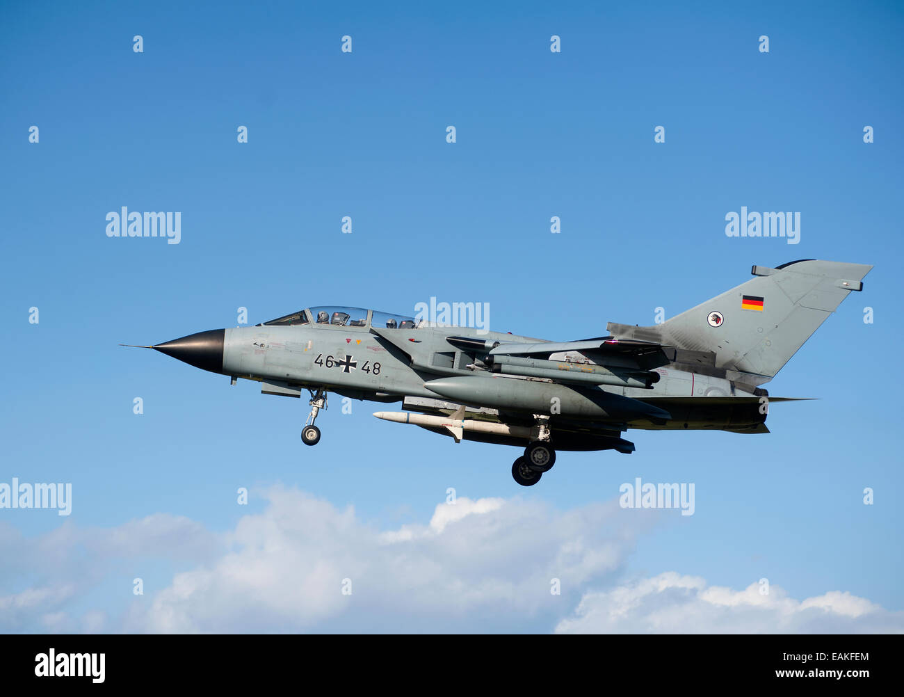 Luftwaffe tedesca Air Force Panavia Tornado ECR 46+36 a RAF Lossiemouth, Morayshire. La Scozia. SCO 9158. Foto Stock