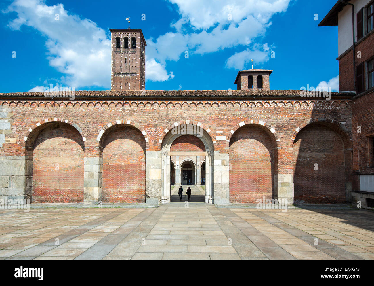 L'Italia, Milano, vista del Sant'Ambogio chiesa Foto Stock