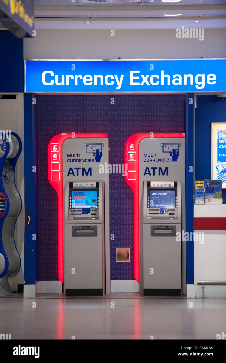 Multi cambio valuta le macchine ATM Foto Stock