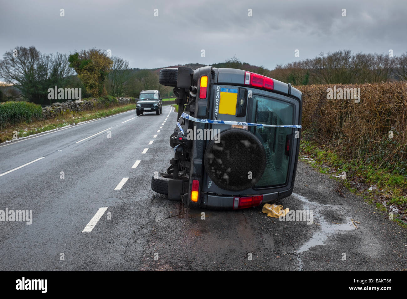 Rovesciato Landrover Discovery 4x4. Foto Stock