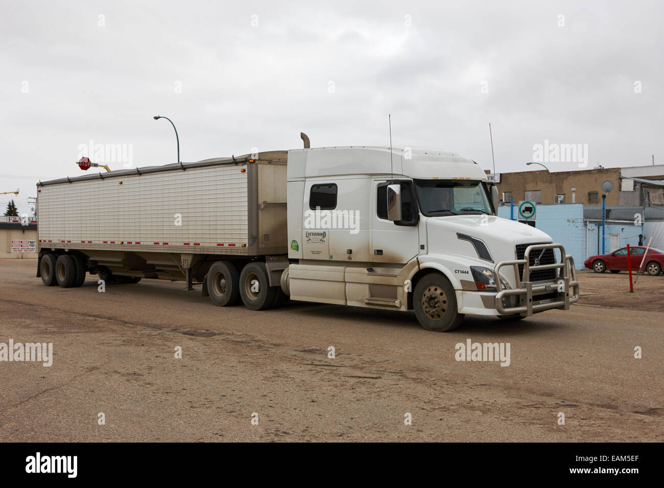 Carrello Il trasporto di cereali alla rinfusa Saskatchewan Canada Foto Stock