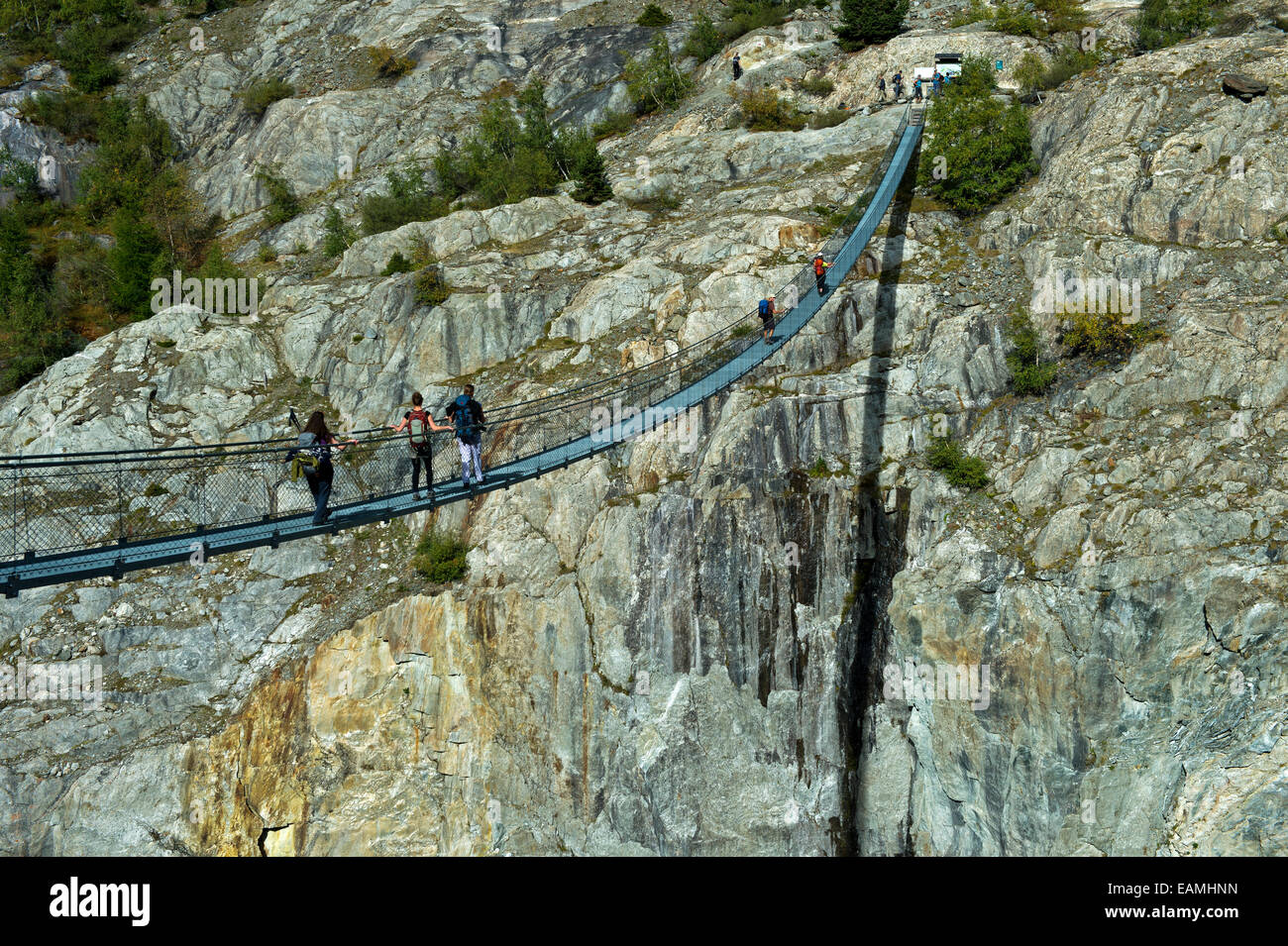 Span ribbon ponte che attraversa il canyon Massaschlucht,Turismo Regione Belalp, Vallese, Svizzera Foto Stock