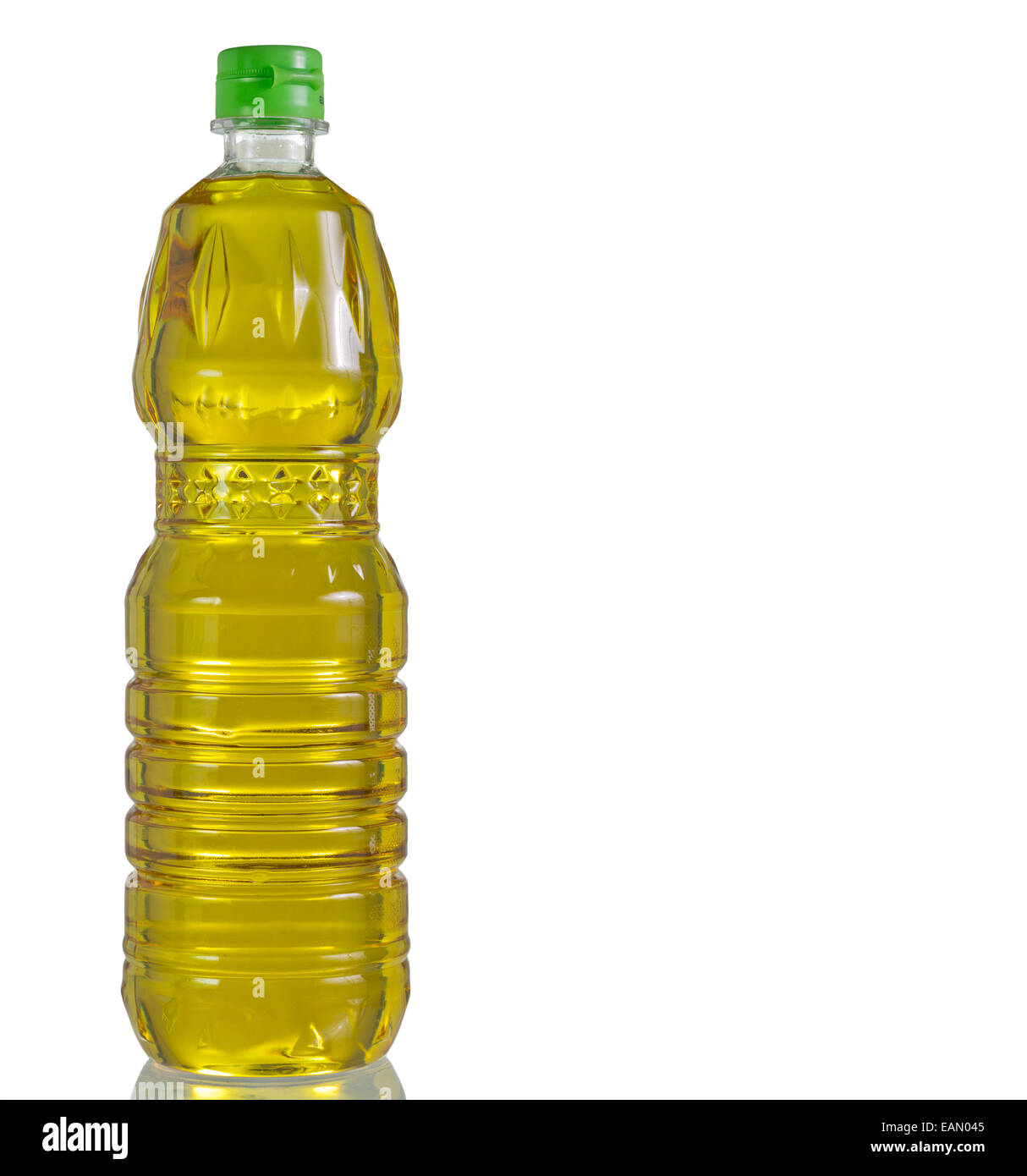 Bottiglia di olio di palma senza etichetta sul isolare lo sfondo bianco Foto Stock