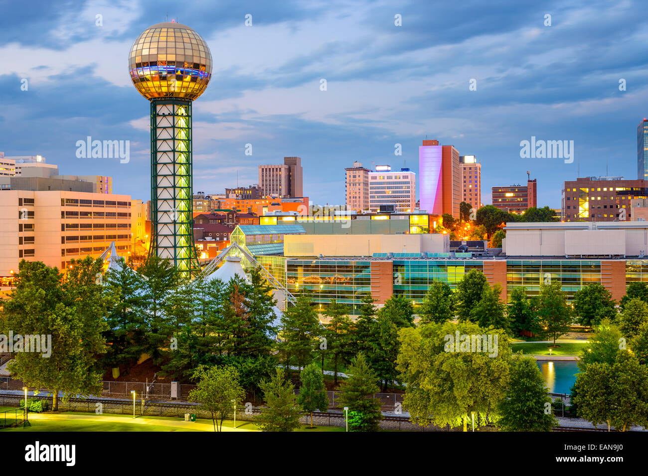 Knoxville, Tennessee, Stati Uniti d'America skyline della città alla fiera mondiale del parco. Foto Stock