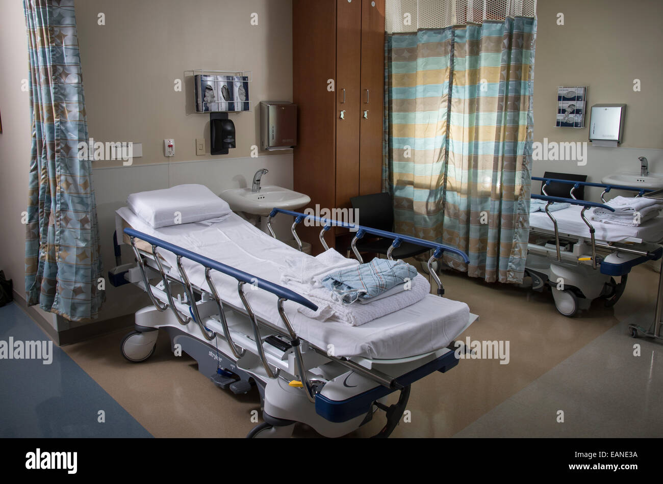 Letto di ospedale, Centro chirurgico Foto Stock