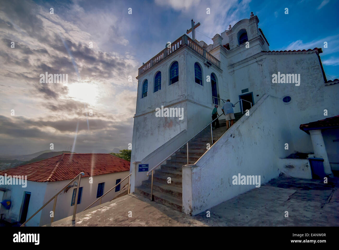 Preregrinos, de manhã cedo, sobem come escadas do Convento da Penha / Pellegrini, di mattina presto, salire le scale per la Penha Conve Foto Stock
