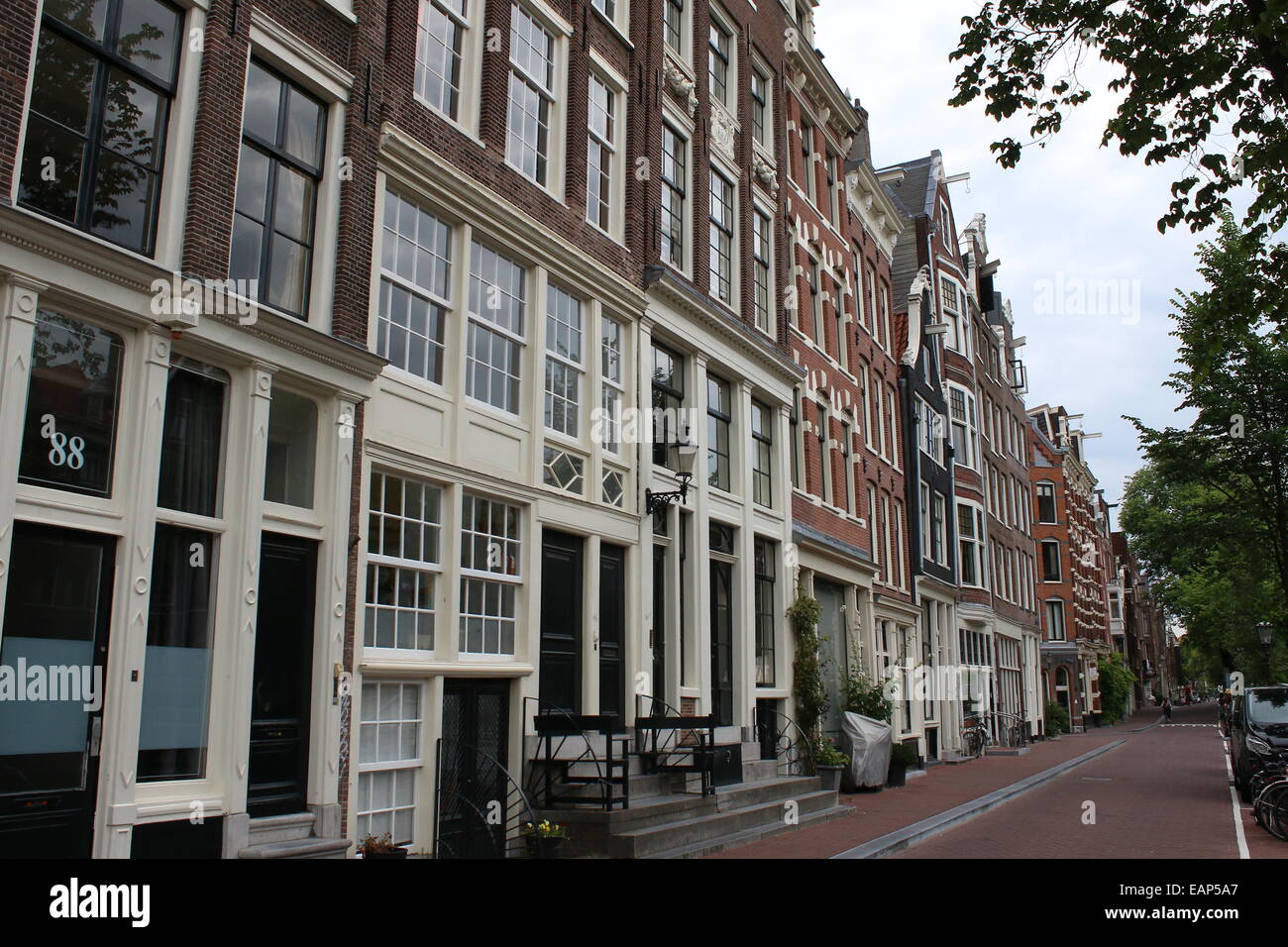 Xvii e xviii secolo palazzi e magazzini a canale Prinsengracht Amsterdam Paesi Bassi Foto Stock