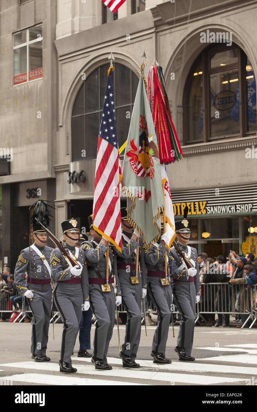 Veterani parata del giorno, Quinta Avenue di New York City. Foto Stock