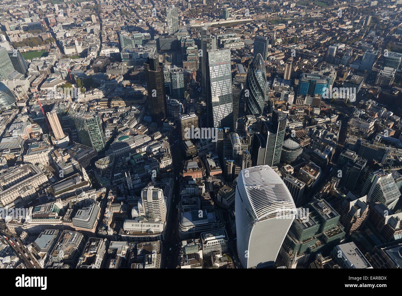 Una veduta aerea che mostra la edifici iconici della città di Londra Foto Stock