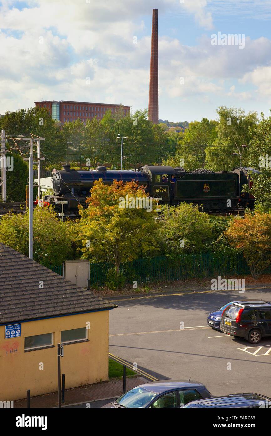 Il grande Marchese treno a vapore. A nord della stazione di Carlisle, Cumbria, Linea principale della Costa Occidentale, Inghilterra, Regno Unito. Foto Stock