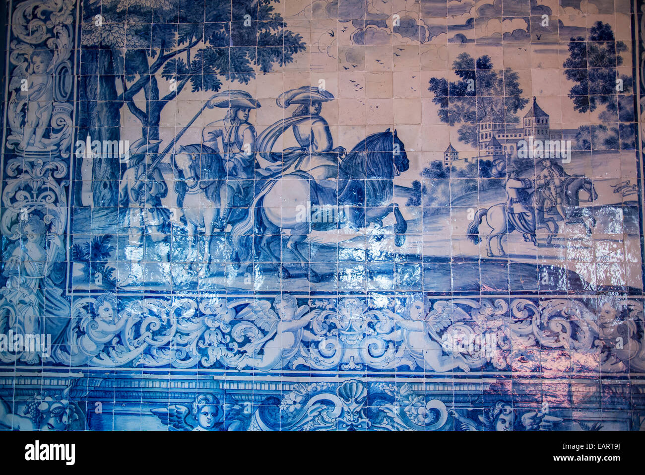 Palazzo Nazionale, interno, stemmi Hall, azulejo figurativo parete stile immagine, Sintra, Portogallo Foto Stock